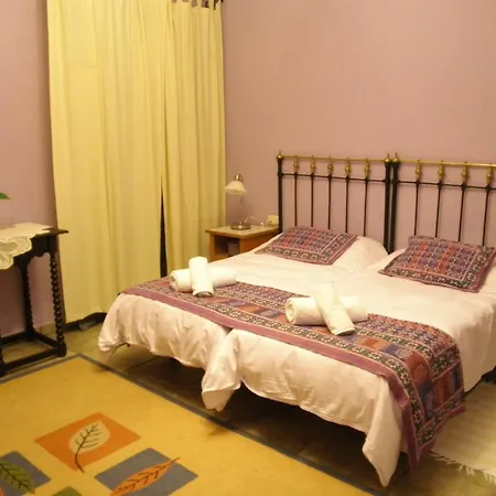El Aguila Hotel