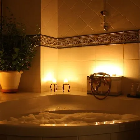 El Aguila Szálloda Montemolín