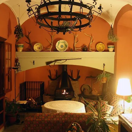 El Aguila 4* Montemolín