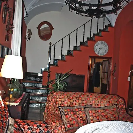 El Aguila Montemolín