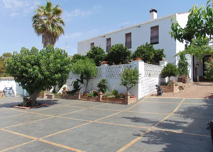 카사 루랄 엘 아길라 몬테몰린