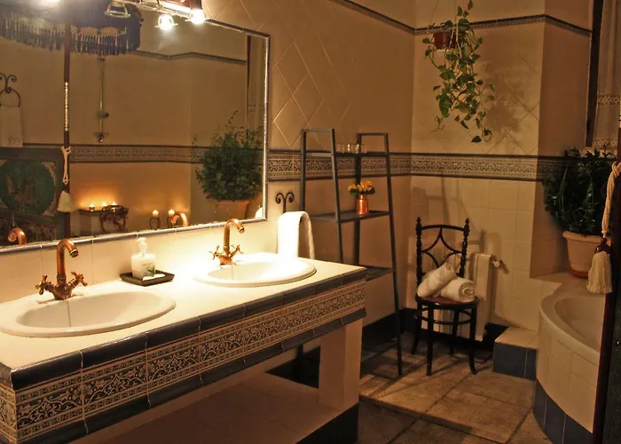 Hotel El Aguila Montemolín